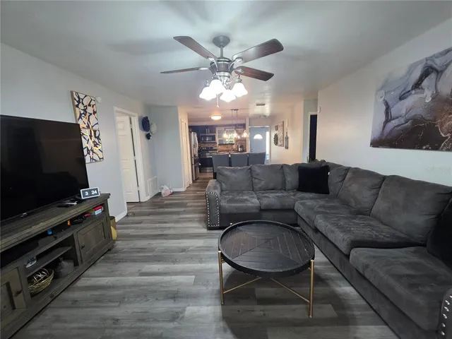 $359,999 | 5662 Marvell Avenue, Orlando, FL 32839