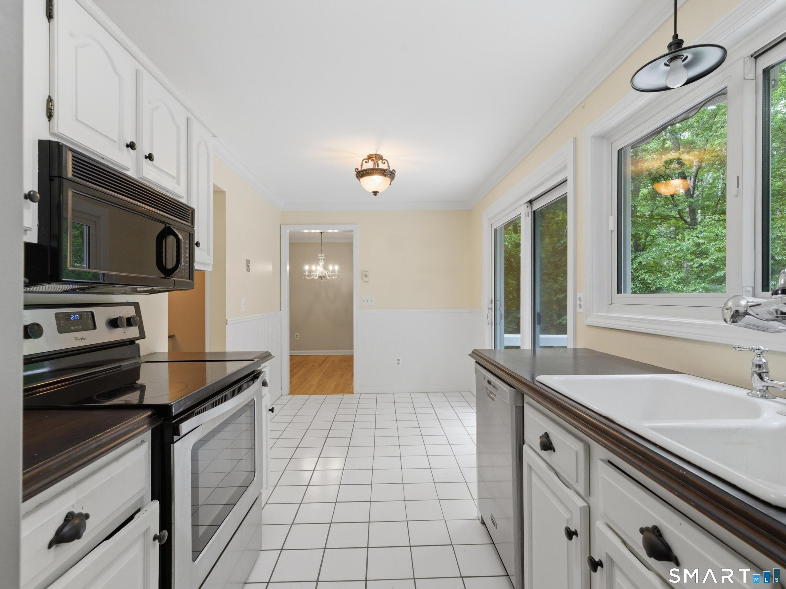 292 Stone Hill Road Griswold, CT 06351 - Photo 9 of 37