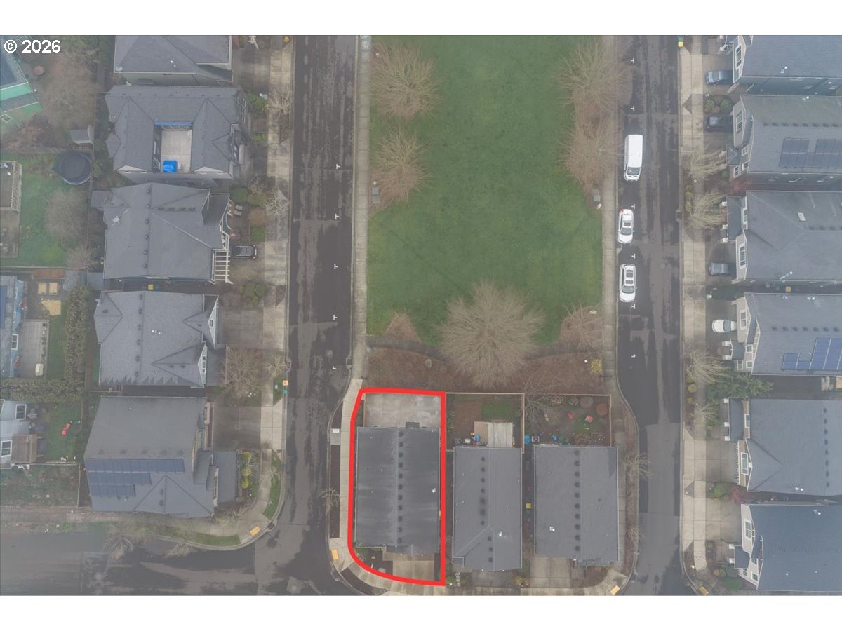 11595 Southwest Butte Lane Beaverton, OR 97008 - Photo 44 of 48 a bathroom with a shower