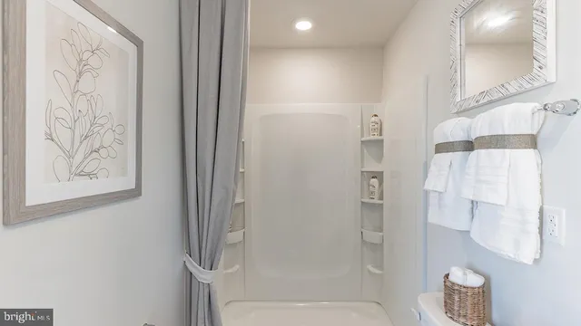 $2,800 | 105 Mazzeo Drive, Glassboro, NJ 08028