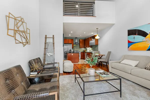 $549,000 | 2025 S Street, Unit 202, Sacramento, CA 95811