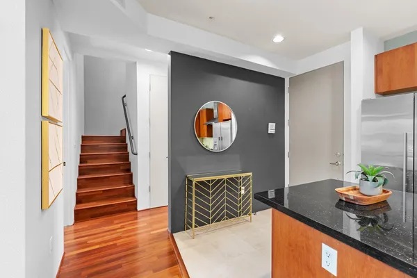 $549,000 | 2025 S Street, Unit 202, Sacramento, CA 95811
