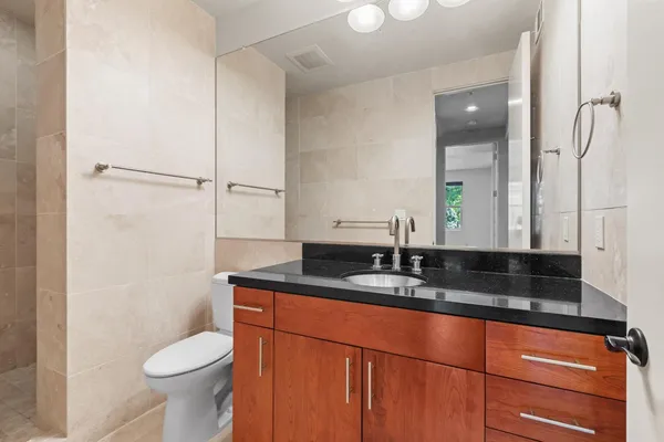 $549,000 | 2025 S Street, Unit 202, Sacramento, CA 95811