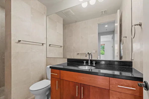 $549,000 | 2025 S Street, Unit 202, Sacramento, CA 95811