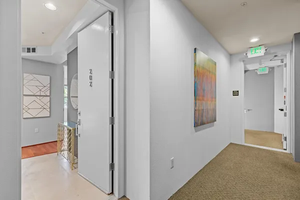 $549,000 | 2025 S Street, Unit 202, Sacramento, CA 95811