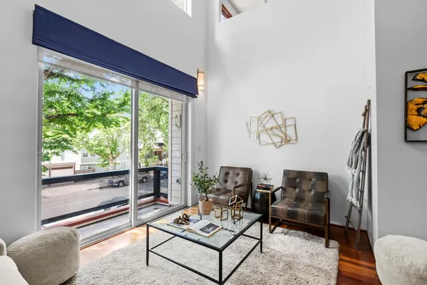 $549,000 | 2025 S Street, Unit 202, Sacramento, CA 95811