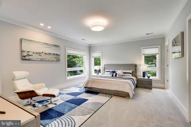 $20,000 | 9604 Pembroke Place, Vienna, VA 22182