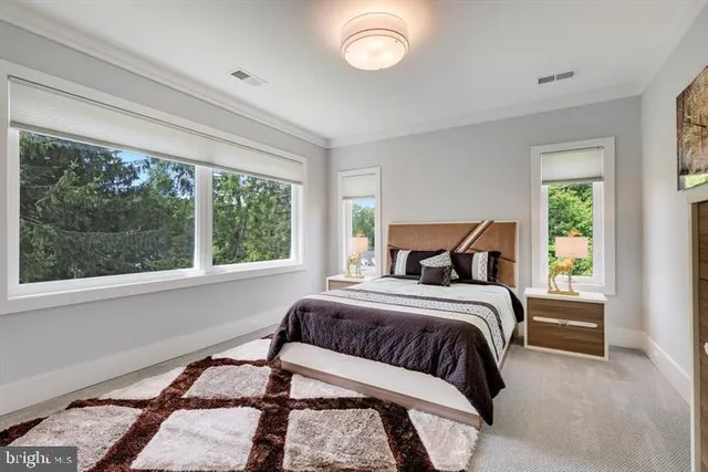 $20,000 | 9604 Pembroke Place, Vienna, VA 22182