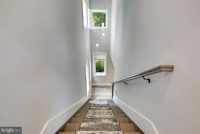 $20,000 | 9604 Pembroke Place, Vienna, VA 22182