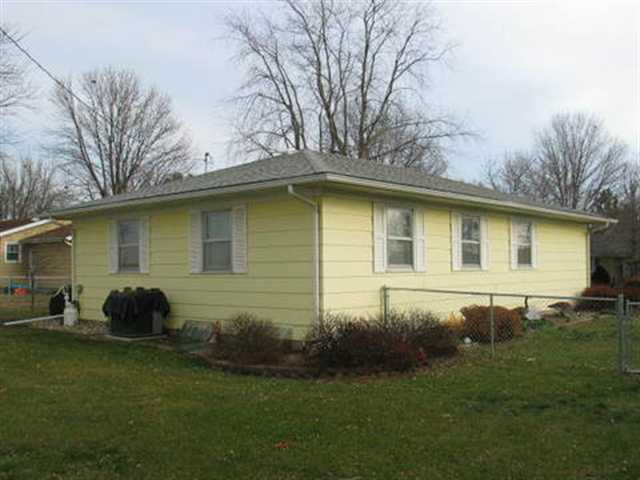 116 Locust Street Bennett, IA 52721 - Photo 16 of 20 Gallery Image 16