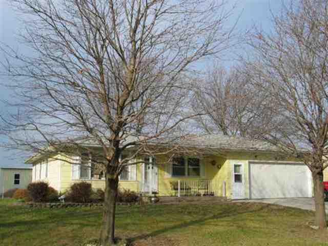 116 Locust Street Bennett, IA 52721 - Photo 2 of 20 Gallery Image 2