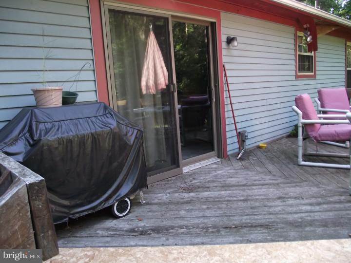 24 Old Farm Road Sicklerville, NJ 08081 - Photo 22 of 25 Deck