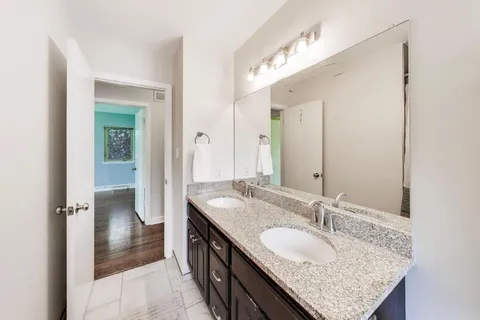 $875,000 | 5300 Franklin Avenue, Western Springs, IL 60558