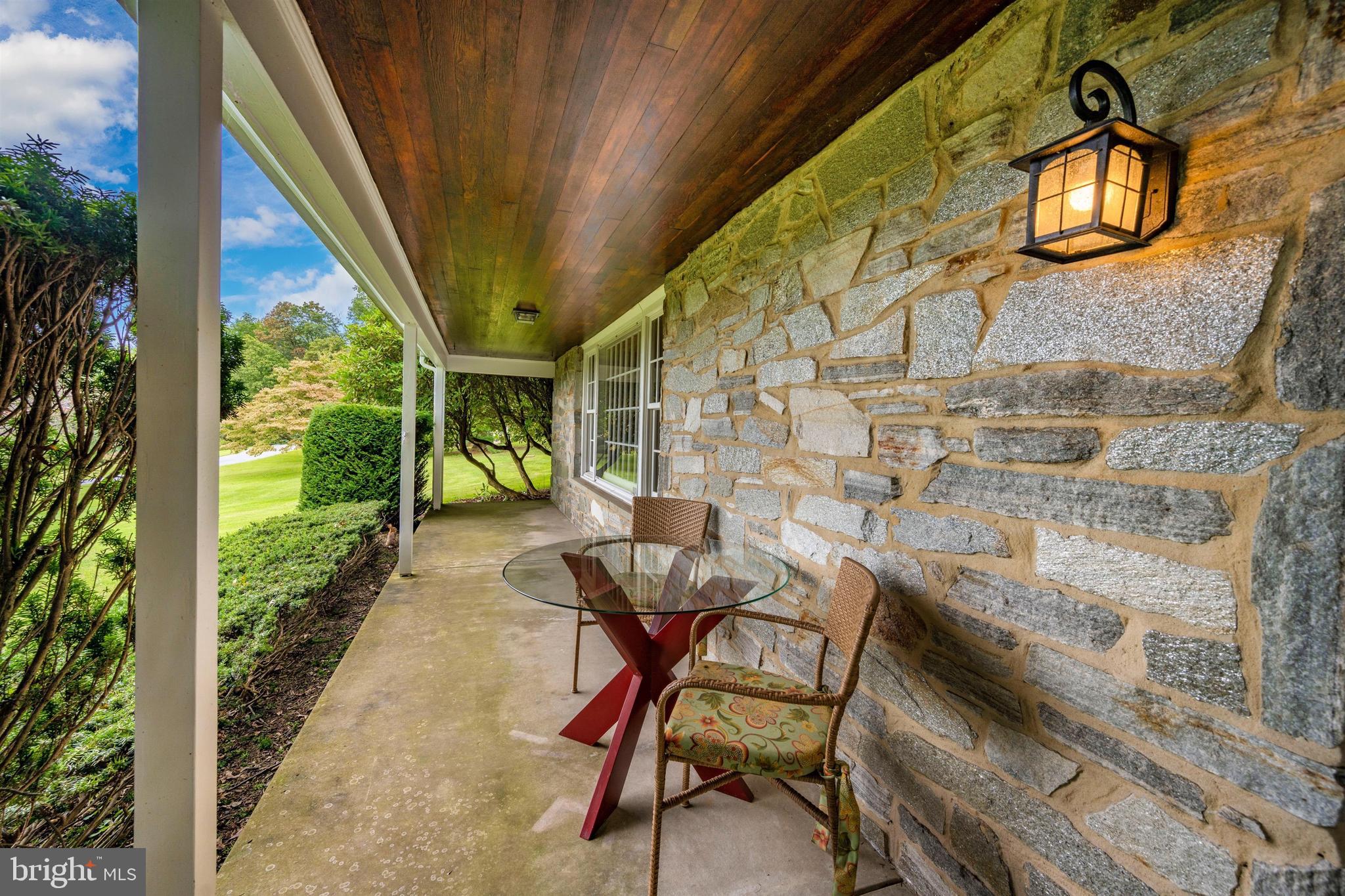 7411 Round Hill Road Frederick, MD 21702 - Photo 3 of 71 Gallery Image 3