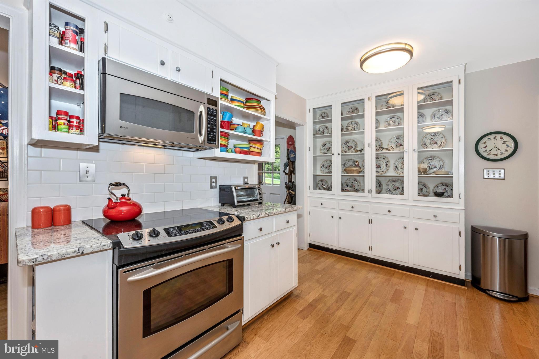 7411 Round Hill Road Frederick, MD 21702 - Photo 22 of 71 More cabinet space