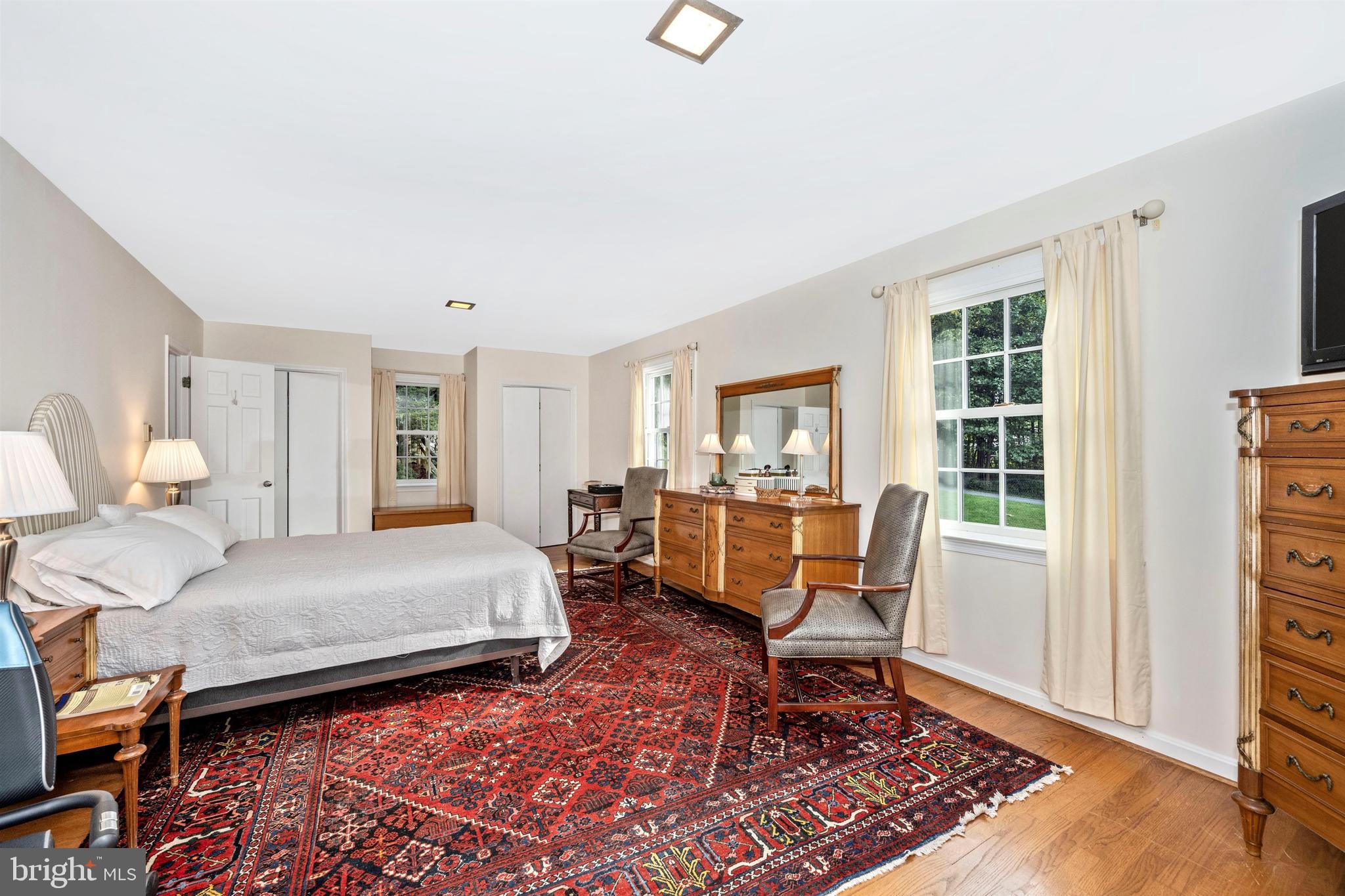 7411 Round Hill Road Frederick, MD 21702 - Photo 28 of 71 Main Floor Owner's Suite