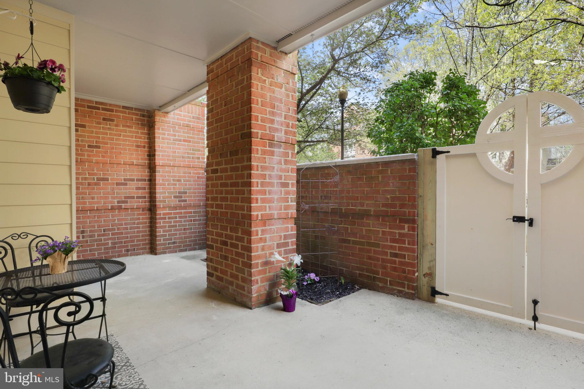 11313 Sundial Court, Unit 208 Reston, VA 20194 - Photo 8 of 30 Fantastic brick structure with high walls
