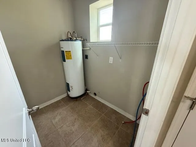 $1,600 | 1496 Beach Boulevard, Unit E, Biloxi, MS 39530