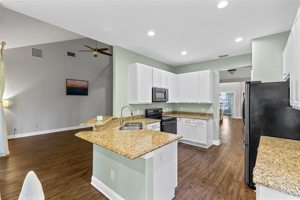 6841 Dolce Way Orlando, FL 32819 - Photo 7 of 36