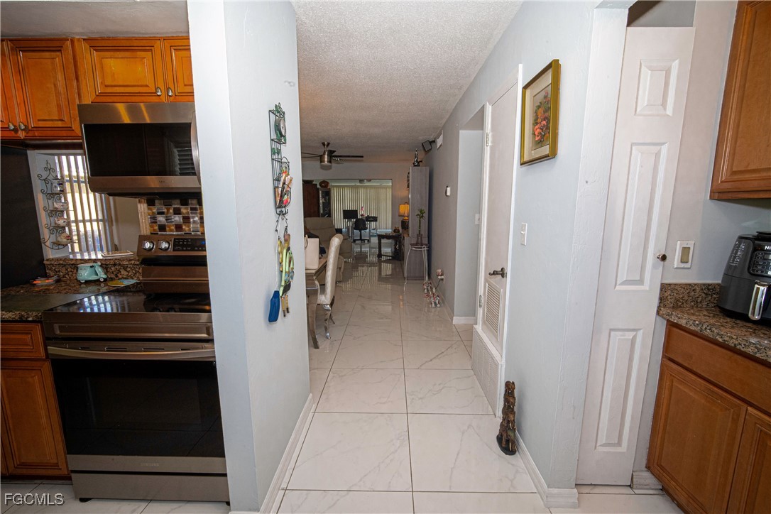 2201 Orchid Road Lehigh Acres, FL 33936 - Photo 10 of 23 Gallery Image 10