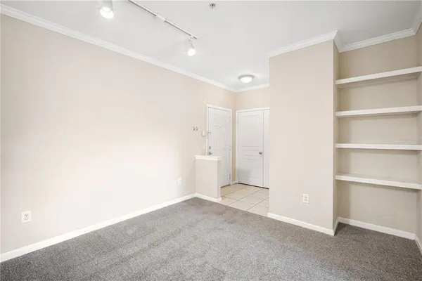 $1,695 | 9301 Crescent Loop Circle, Unit 206, Tampa, FL 33619