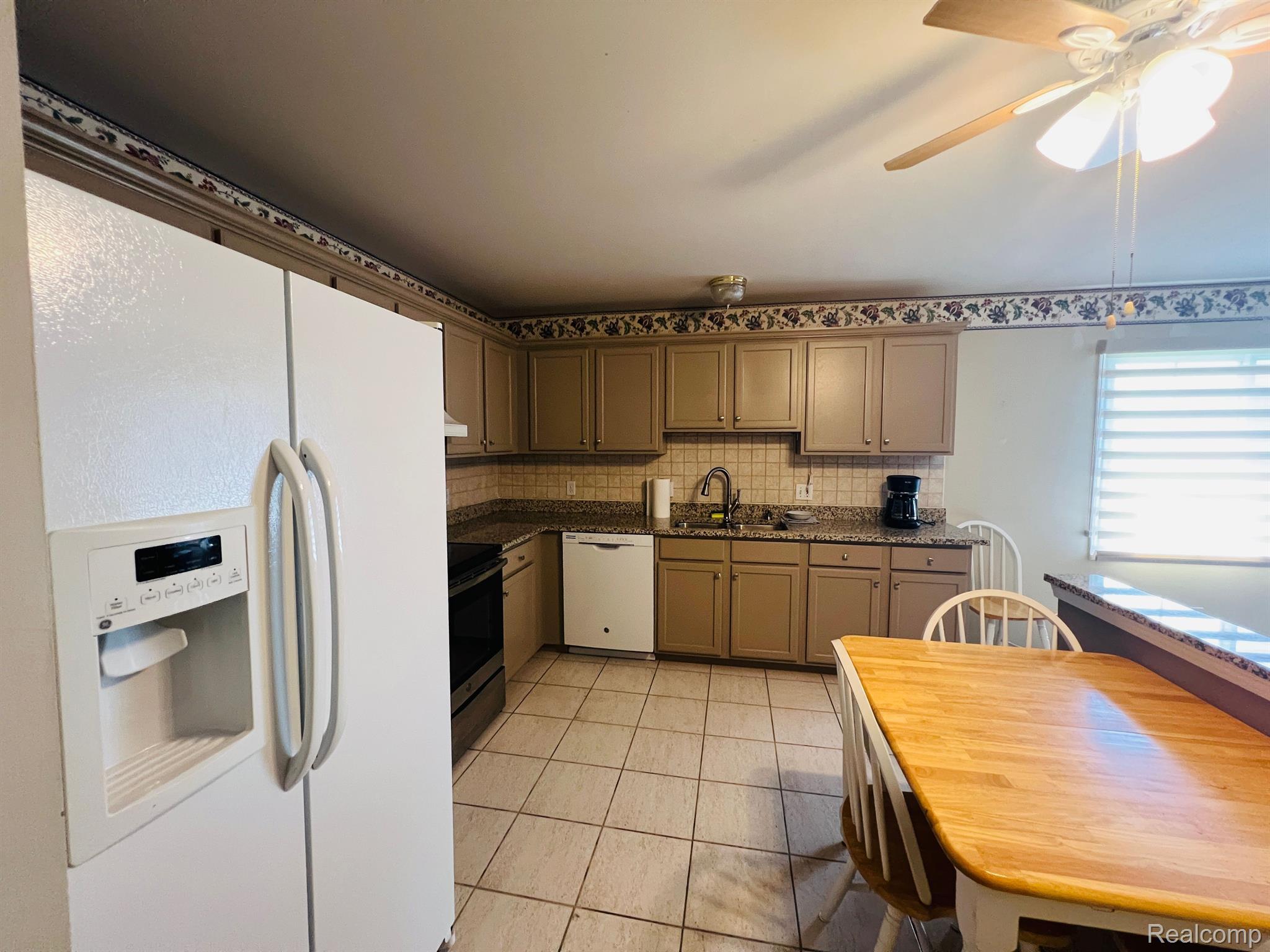 45360 Inverness Circle Macomb, MI 48044 - Photo 22 of 57 Gallery Image 22