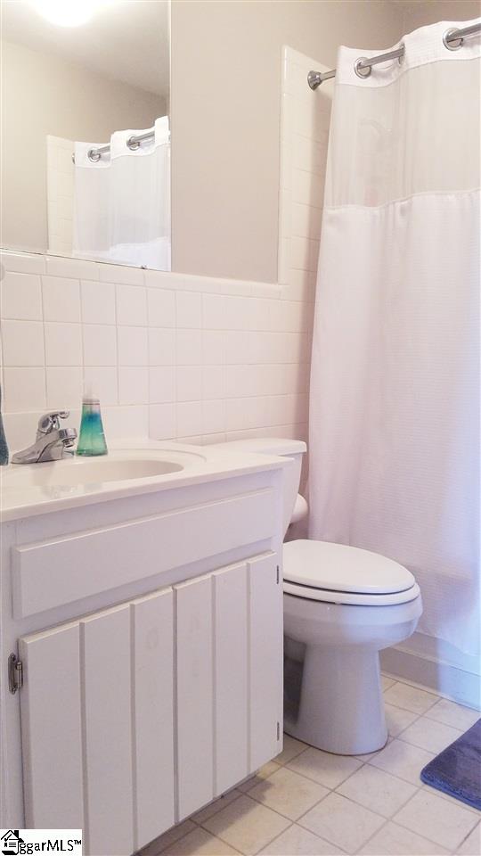 404 Syphrit Road Wellford, SC 29385 - Photo 14 of 22 Gallery Image 14