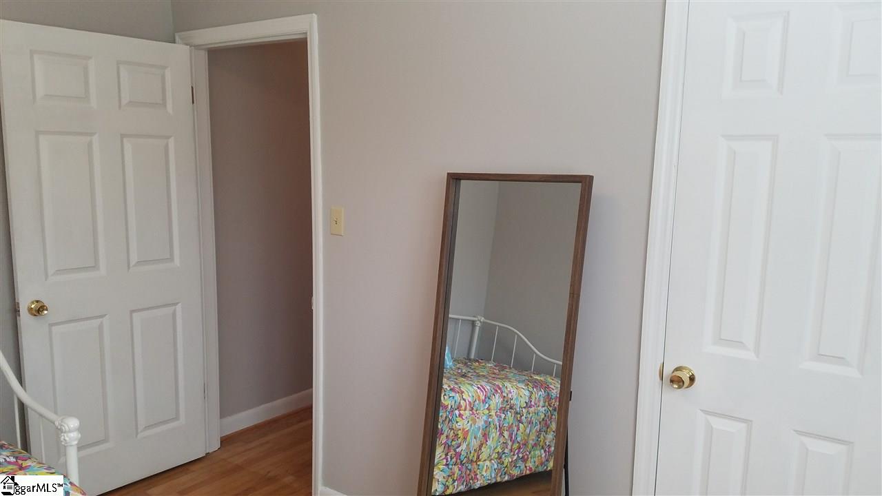 404 Syphrit Road Wellford, SC 29385 - Photo 16 of 22 Gallery Image 16