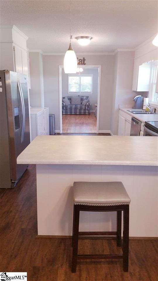 404 Syphrit Road Wellford, SC 29385 - Photo 6 of 22 Gallery Image 6
