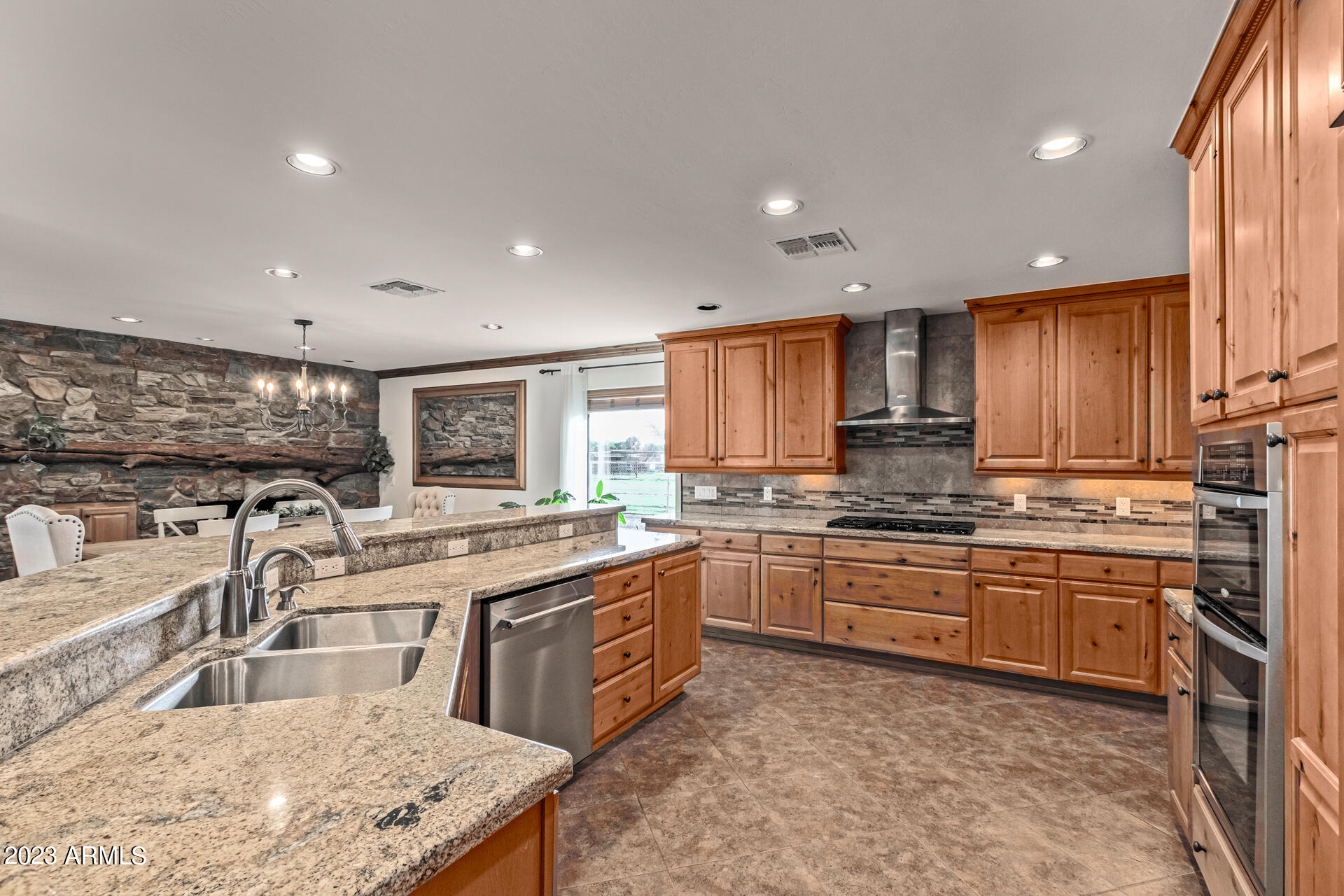 3115 East Campbell Road Gilbert, AZ 85234 - Photo 5 of 73 0018-18-Campbell