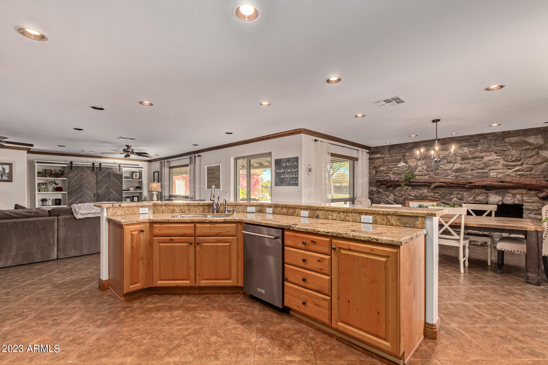 3115 East Campbell Road Gilbert, AZ 85234 - Photo 7 of 73 0016-15-Campbell