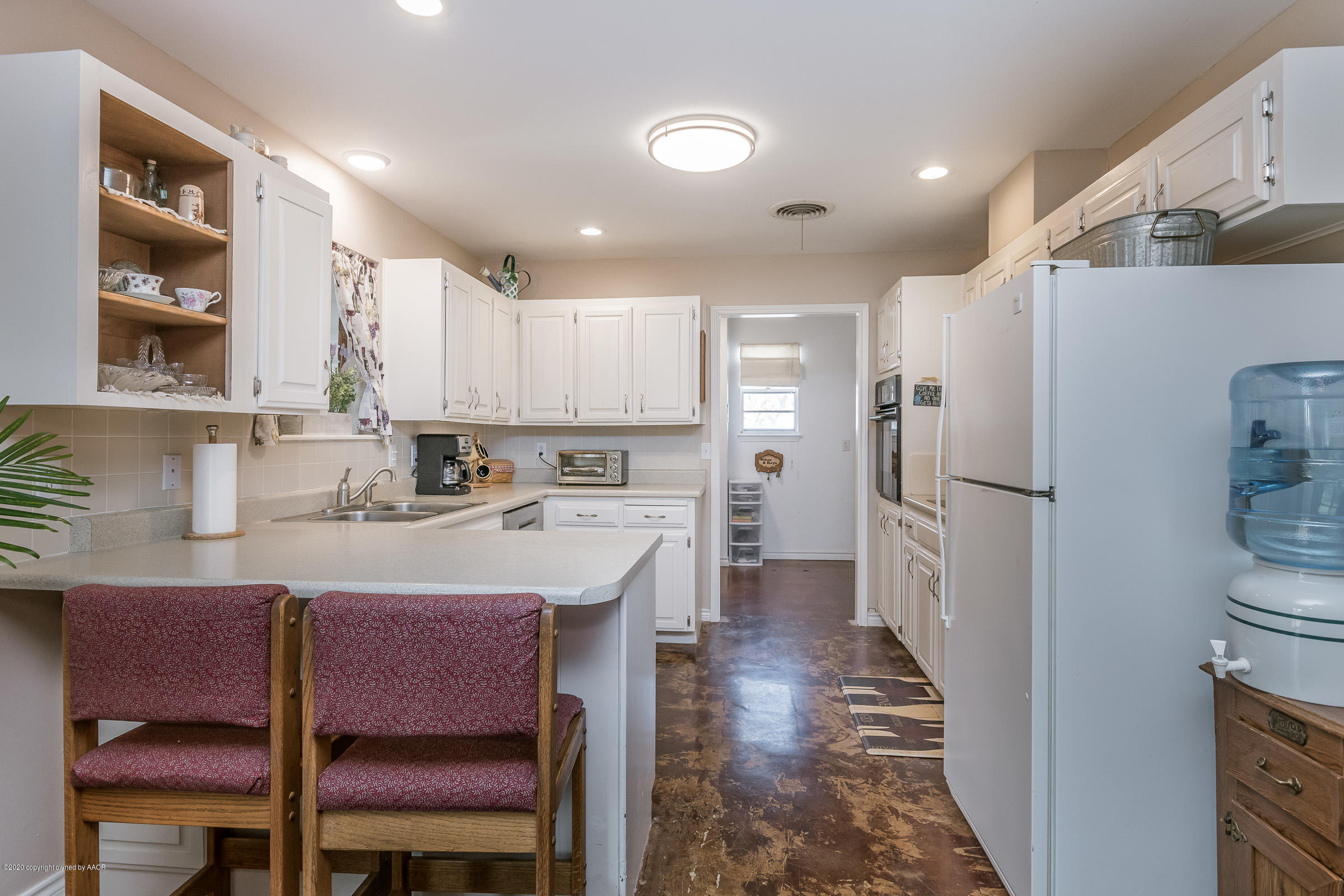 5055 White Fence Road Canyon, TX 79015 - Photo 6 of 29 Kitchen