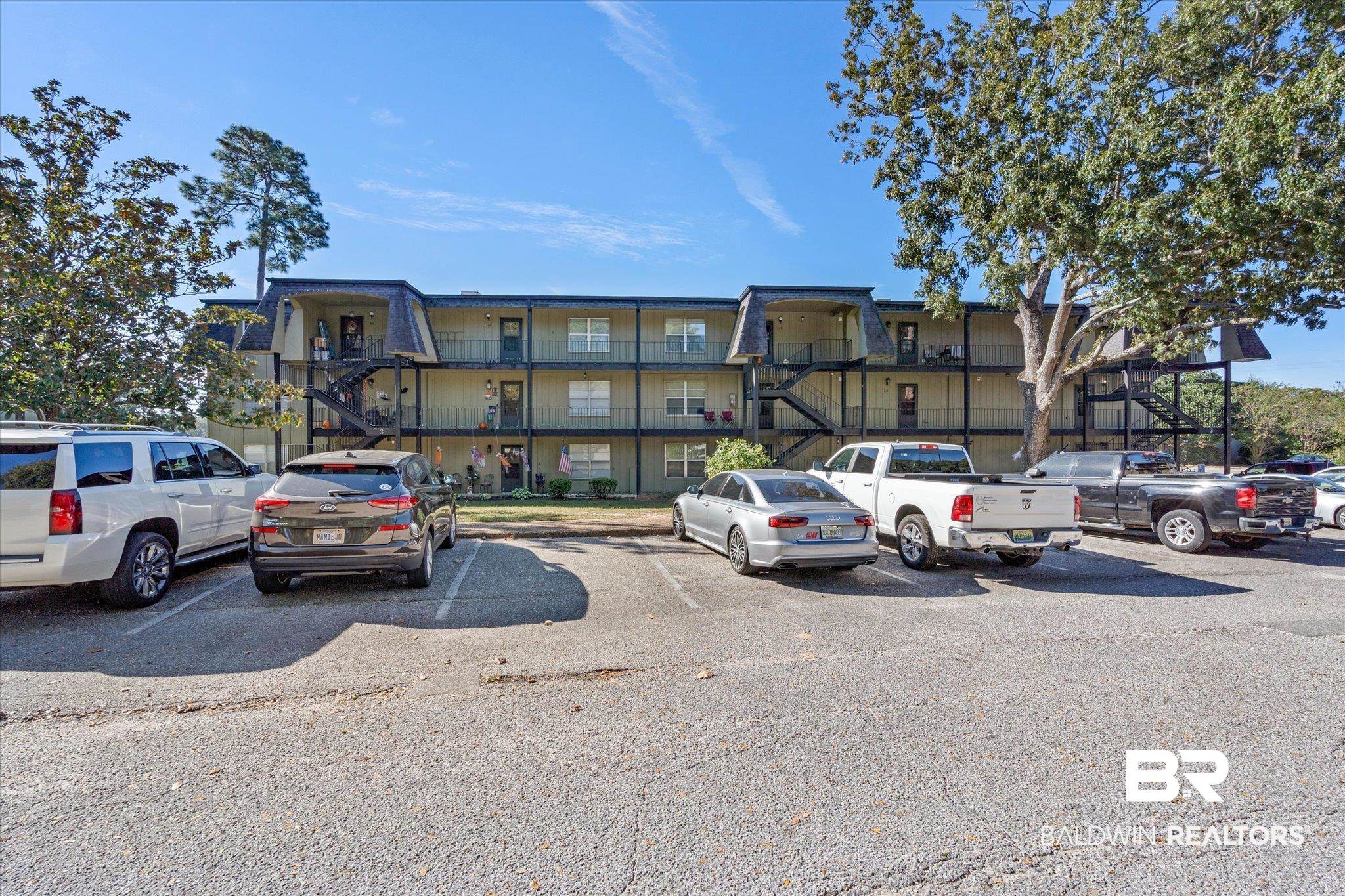 211 Riverbend Drive, Unit 211 Mobile, AL 36605 - Photo 16 of 22