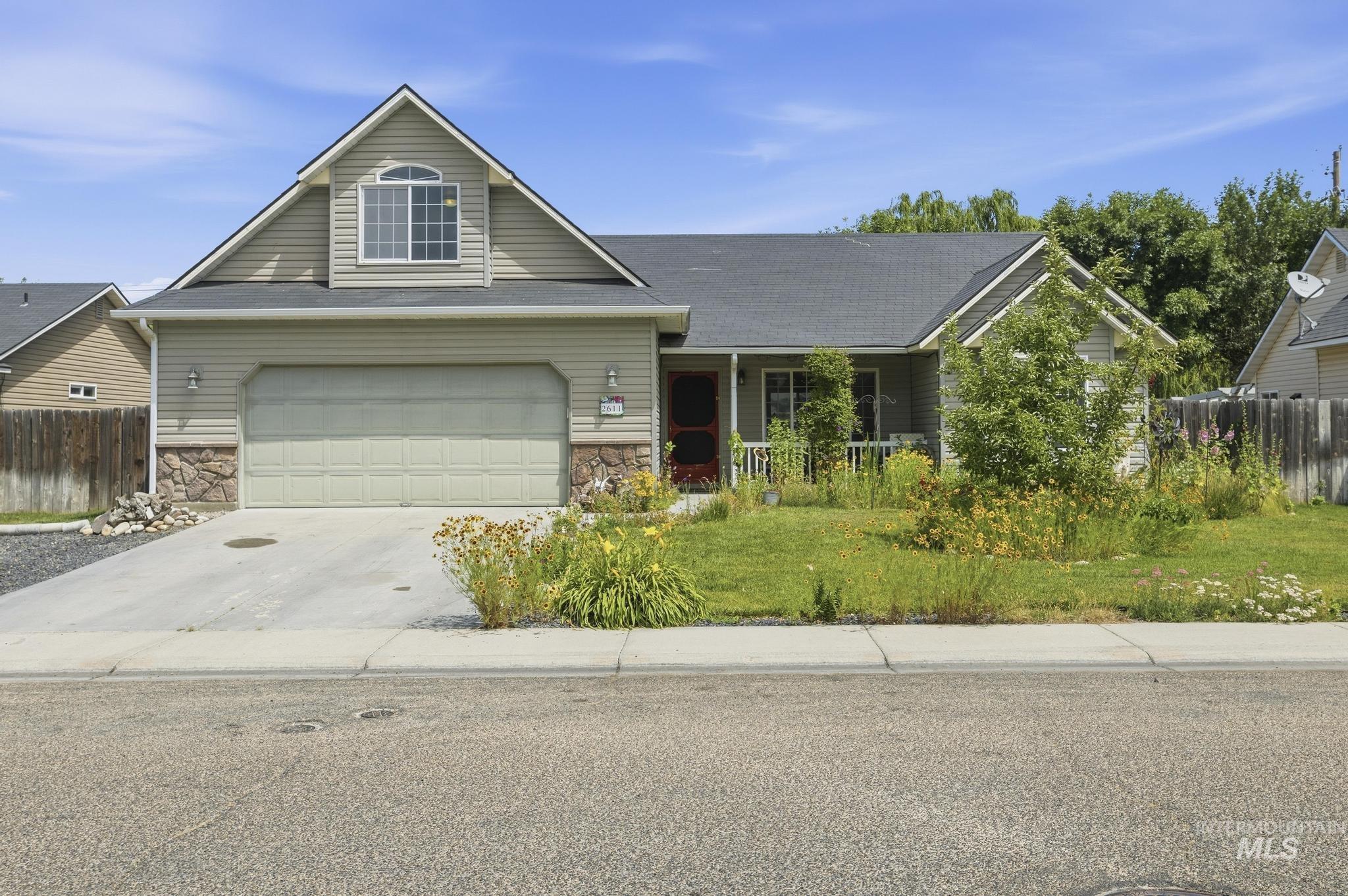 2611 Carnegie Street Caldwell, ID 83607 - Photo 1 of 46