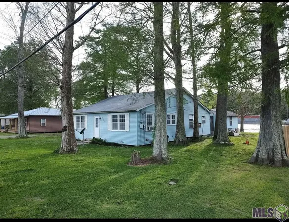 $200,000 | 29840 La Highway, Plaquemine, LA 70764