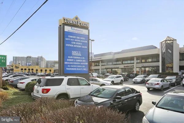 $174,000 | 12403 Braxfield Court, Unit 12, Rockville, MD 20852