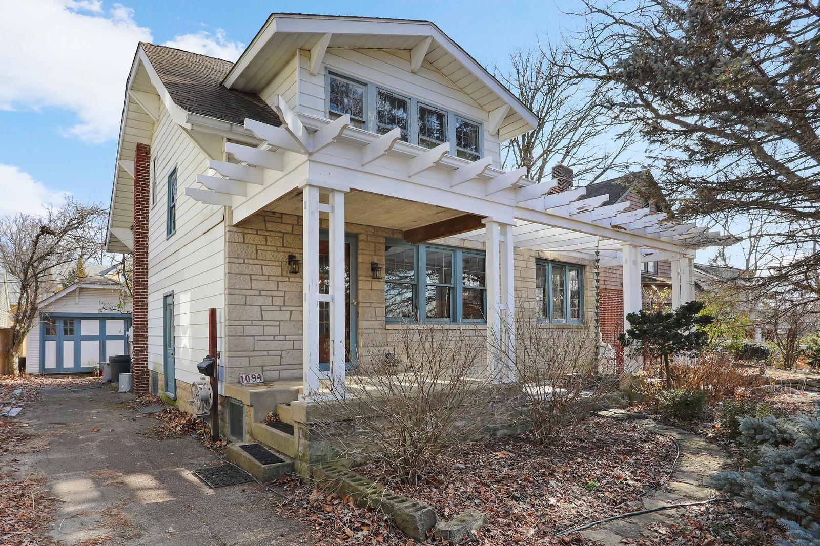 1094 Lincoln Road Columbus, OH 43212 - Photo 2 of 34
