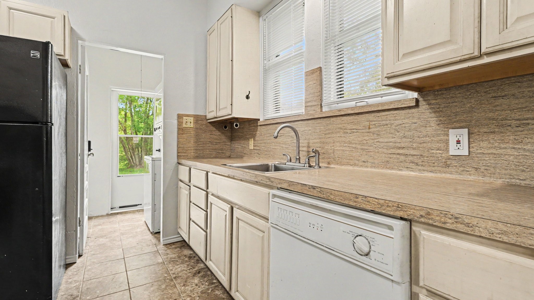 1902 Runneburg Road Crosby, TX 77532 - Photo 13 of 32