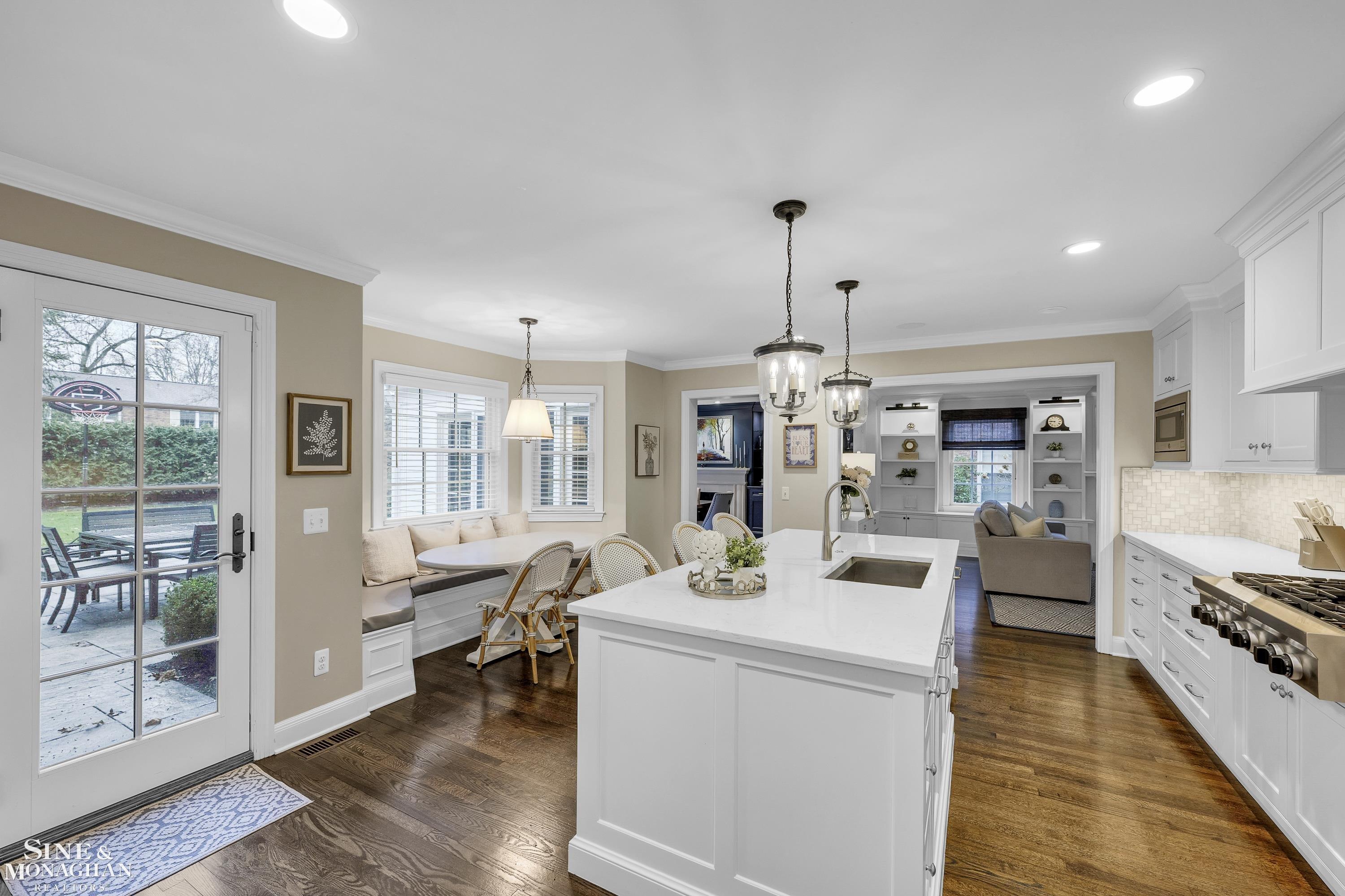 276 Cloverly Road Grosse Pointe Farms, MI 48236 - Photo 18 of 75