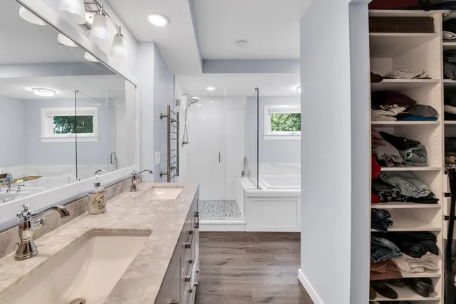 $875,000 | 4018 Pitzen Road, Johnsburg, IL 60051