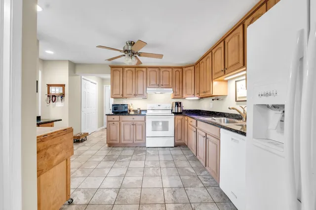 $875,000 | 4018 Pitzen Road, Johnsburg, IL 60051