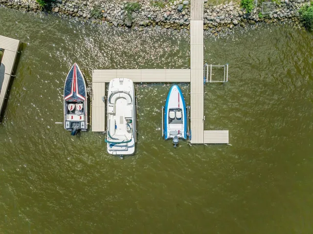 $875,000 | 4018 Pitzen Road, Johnsburg, IL 60051