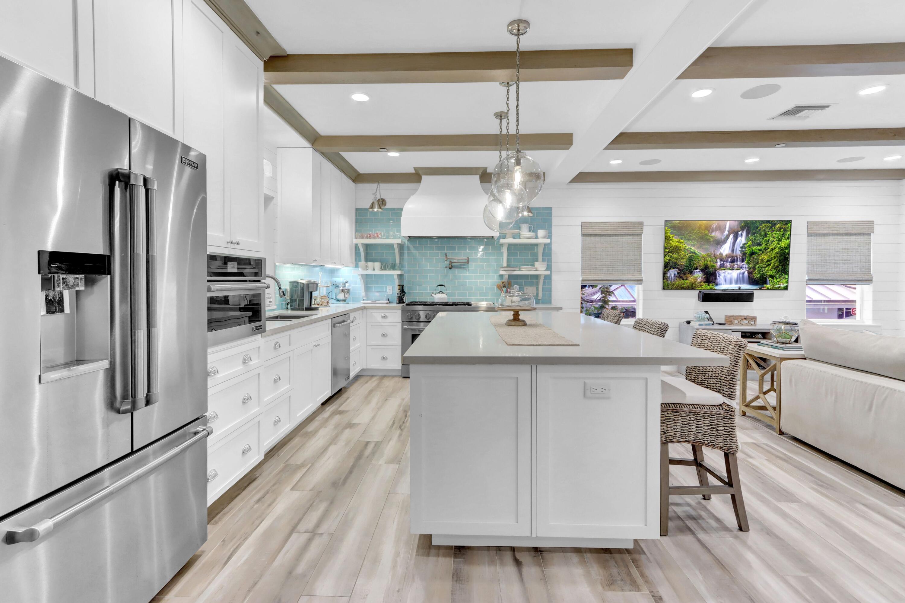 1027 Bay Street Delray Beach, FL 33483 - Photo 9 of 42 Hm0OLFNQ