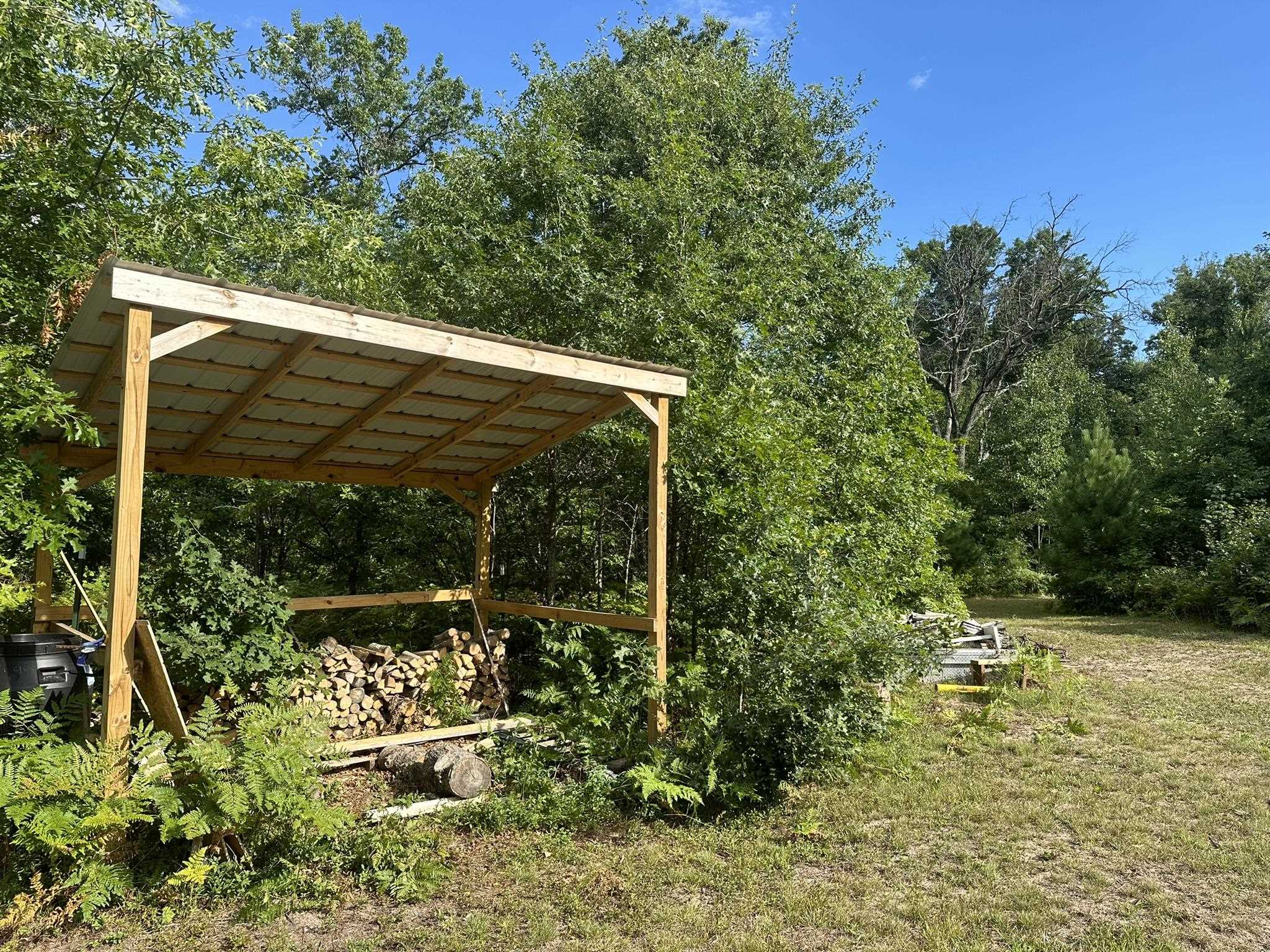 5304 South Brown Road Cadillac, MI 49601 - Photo 8 of 9