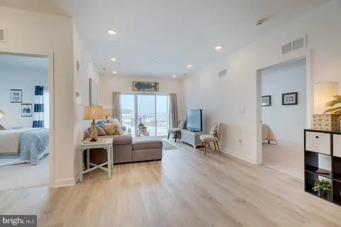 $499,000 | 33548 Old Salt Lane, Unit 2204, Lewes, DE 19958