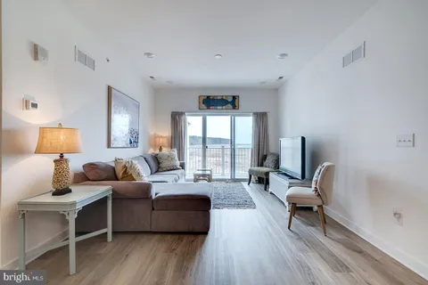 $499,000 | 33548 Old Salt Lane, Unit 2204, Lewes, DE 19958