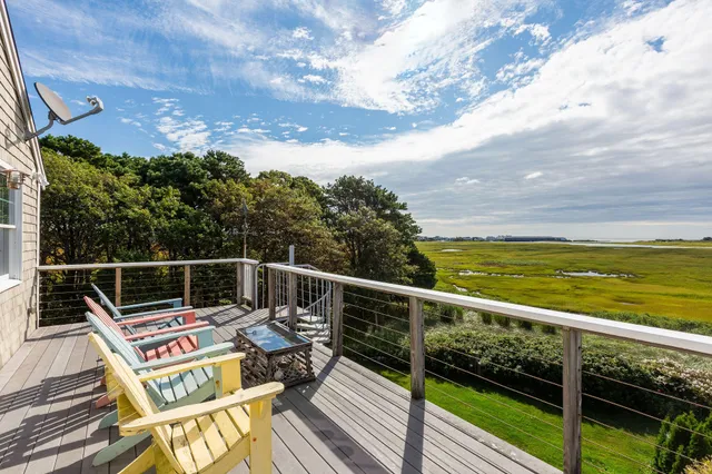 a view of sitting space and city view