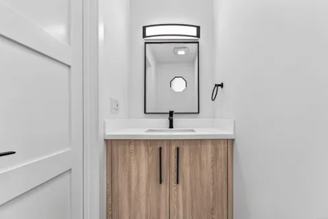 $749,900 | 6 Clubhouse Lane, Boynton Beach, FL 33436