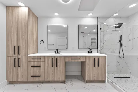 $749,900 | 6 Clubhouse Lane, Boynton Beach, FL 33436