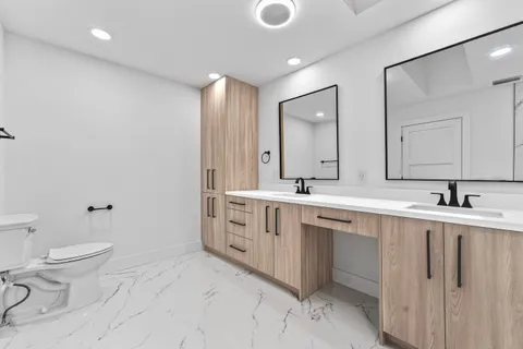 $749,900 | 6 Clubhouse Lane, Boynton Beach, FL 33436